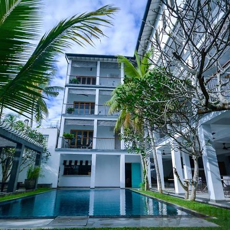 Temptation Hotel Hikkaduwa Buitenkant foto