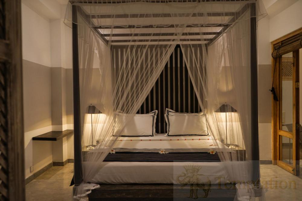 Temptation Hotel Hikkaduwa Buitenkant foto