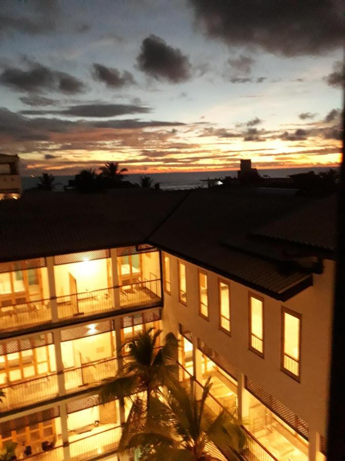 Temptation Hotel Hikkaduwa Buitenkant foto